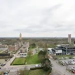 Stunning Views Over With Garage 奥斯滕德