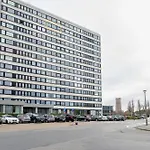 Stunning Views Over With Garage 公寓 奥斯滕德