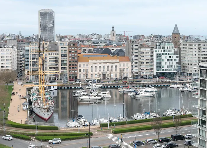 Appartement Stunning Views Over With Garage