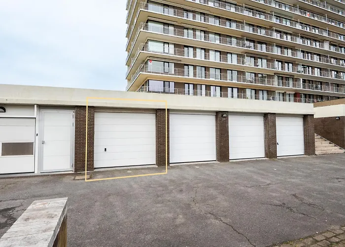 Apartment Stunning Views Over With Garage *