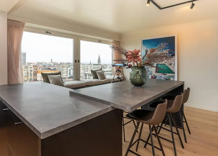 Apartment Stunning Views Over With Garage *